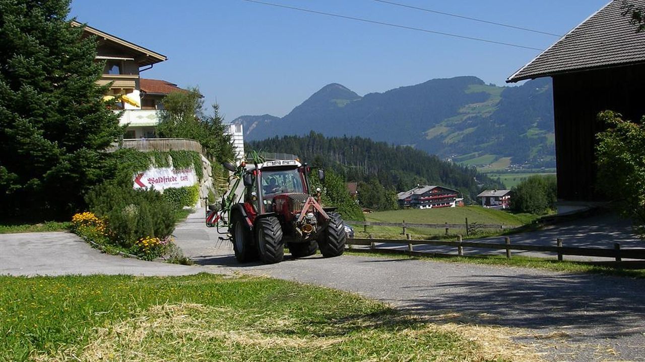 Zillertal-Fügenberg-Landhaus-Kröll-Gästehaus-Somme Zillertal-Fügenberg-Landhaus-Kröll-Gästehaus-Somme